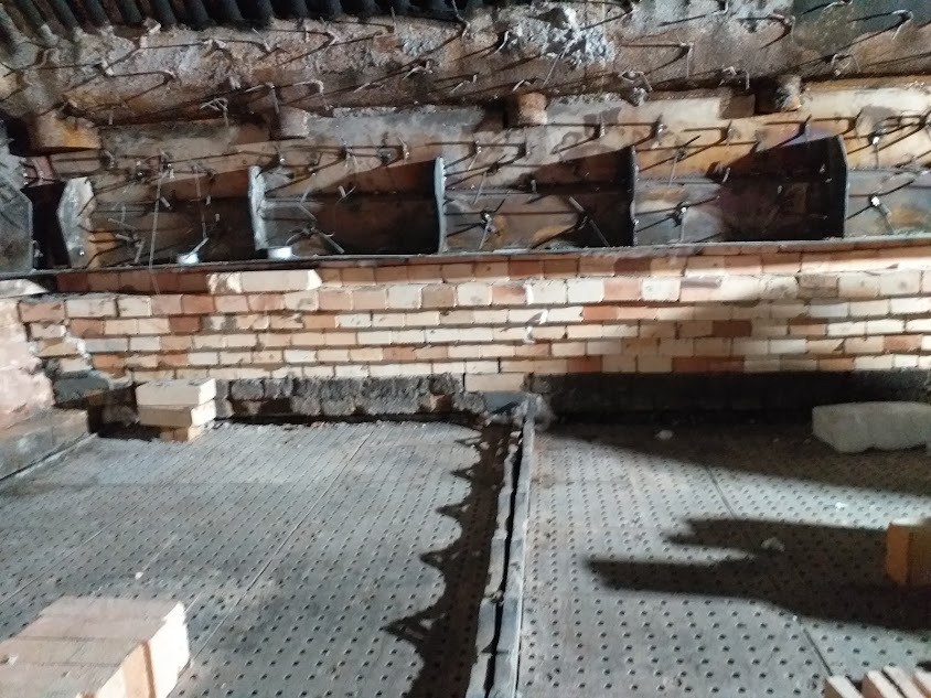 THOMAZ CONSTRUÇÕES